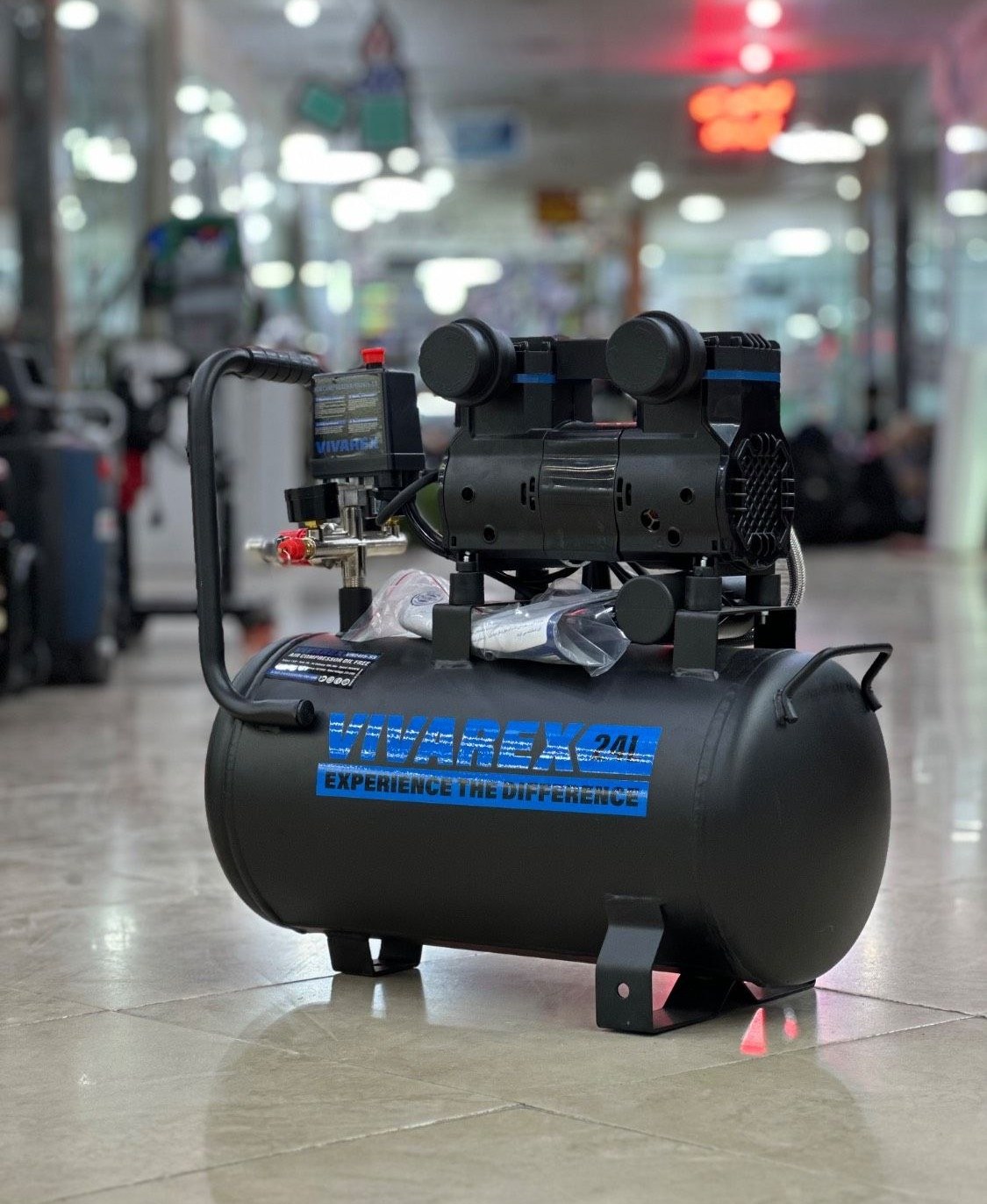 کمپرسور باد ویوارکس مدل VR2415-SS ظرفیت ۲۴ لیتر بدون روغن سایلنت